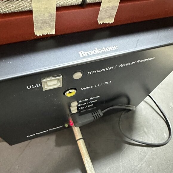 Brookstone Digital Photo Frame USB Video In/Out Memory Card Input 9.5 x 8.5 - Picture 9 of 13